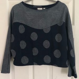 Anthropologie sweater top. M. LIKE NEW